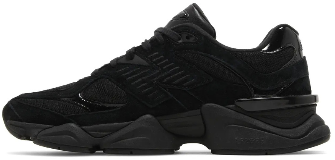 New Balance New Balance 9060 Triple Black Patent Zwart