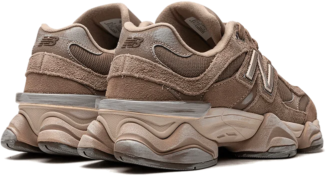 New Balance New Balance 9060 Mushroom Bruin
