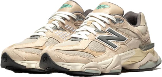 New Balance New Balance 9060 Sea Salt Beige