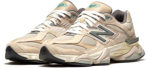 New Balance New Balance 9060 Sea Salt Beige