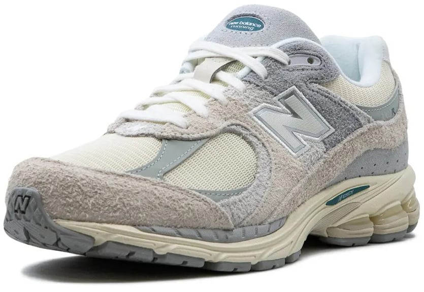 New Balance baskets 2002r linen Beige