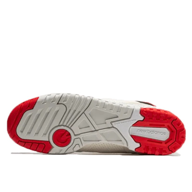 New Balance New Balance 550 Sea Salt True Red Rood