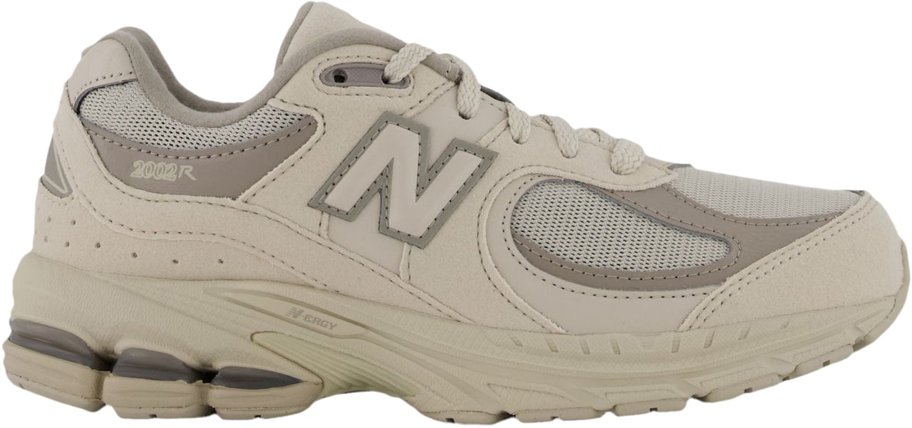 New Balance New Balance 2002 Unisex Sneakers In Beige Beige
