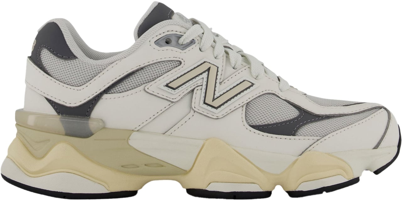 New Balance New Balance 9060 Unisex Sneakers In Off White Wit