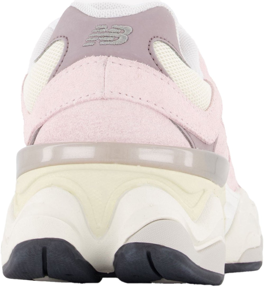 New Balance New Balance GC9060 Balance Unisex Sneakers in Licht Roze Roze