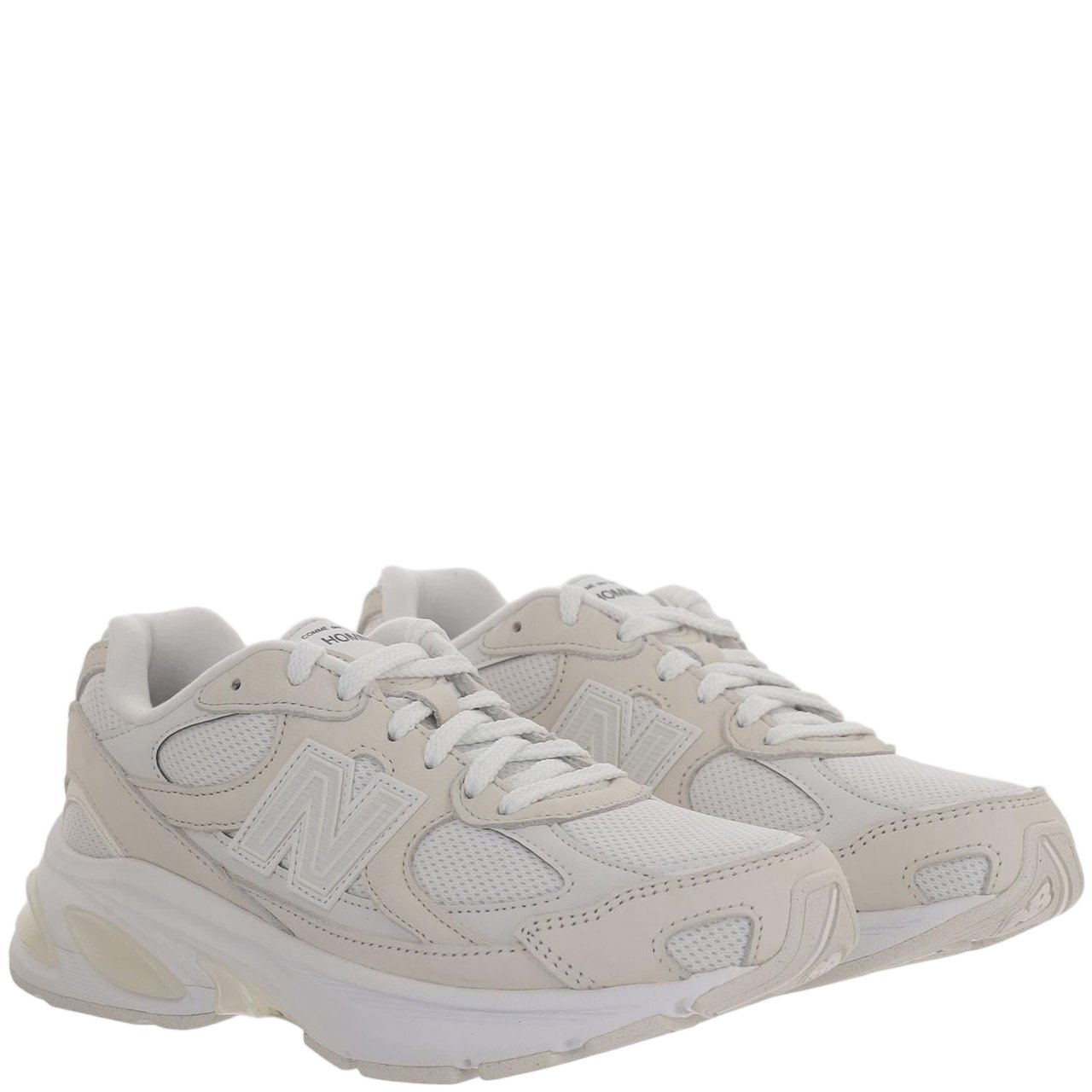 New Balance Panel Design Sneakers With Prominent 'N' Detail And Rubber Sole Neutraal