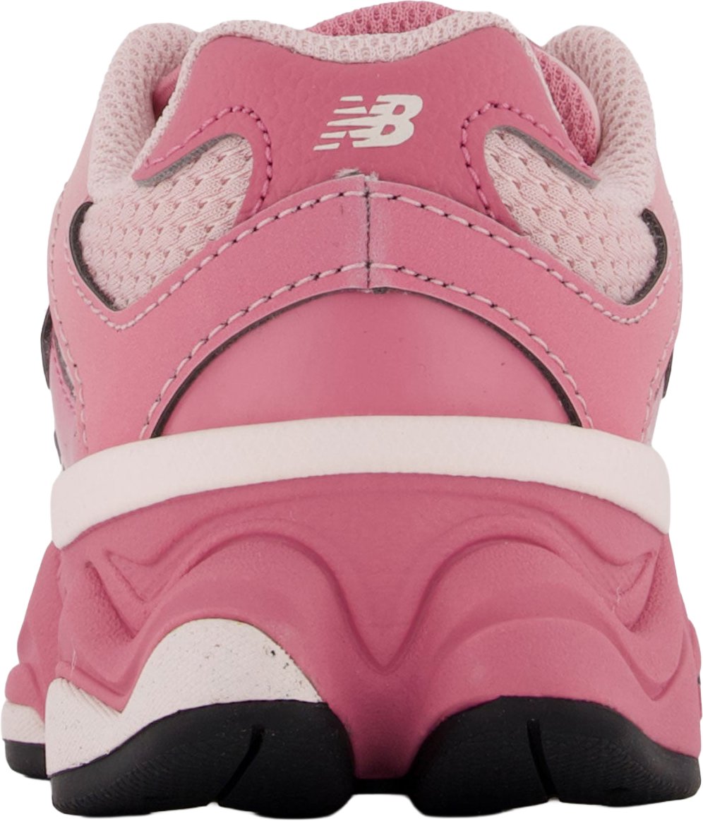 New Balance Unisex Sneakers In Roze Roze