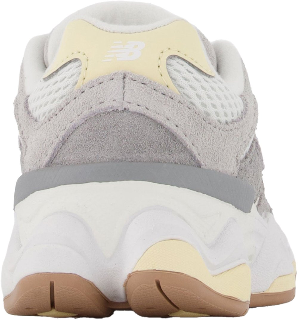 New Balance New Balance IV9060 Unisex Sneakers in Licht Grijs Grijs