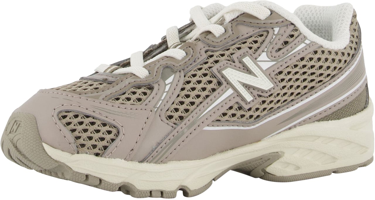 New Balance New Balance IZ740 Unisex Sneakers in Taupe Taupe