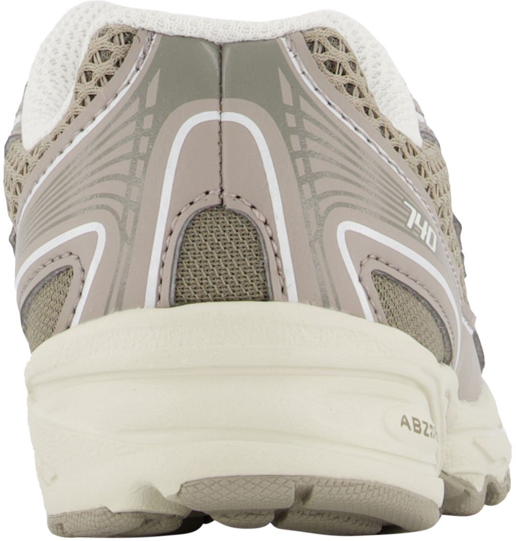 New Balance New Balance IZ740 Unisex Sneakers in Taupe Taupe