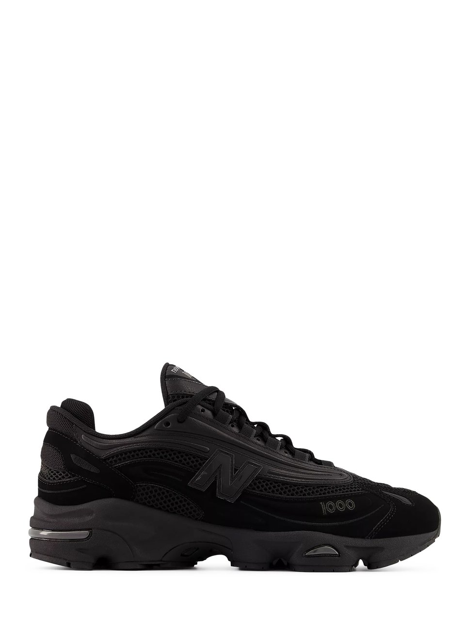 New Balance Streamlined All-Black Sneakers with Cushioned Sole Zwart