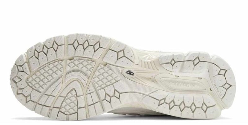 New Balance New Balance 1906D Protection Pack White Leather Wit