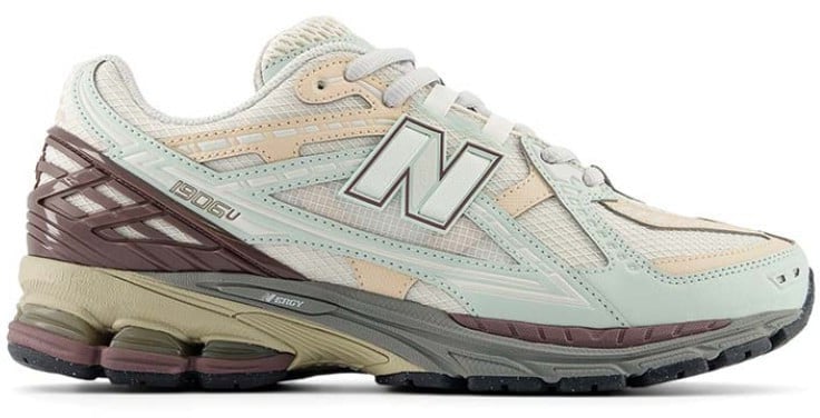 New Balance New Balance 1906D Clay Ash Licorice Grijs