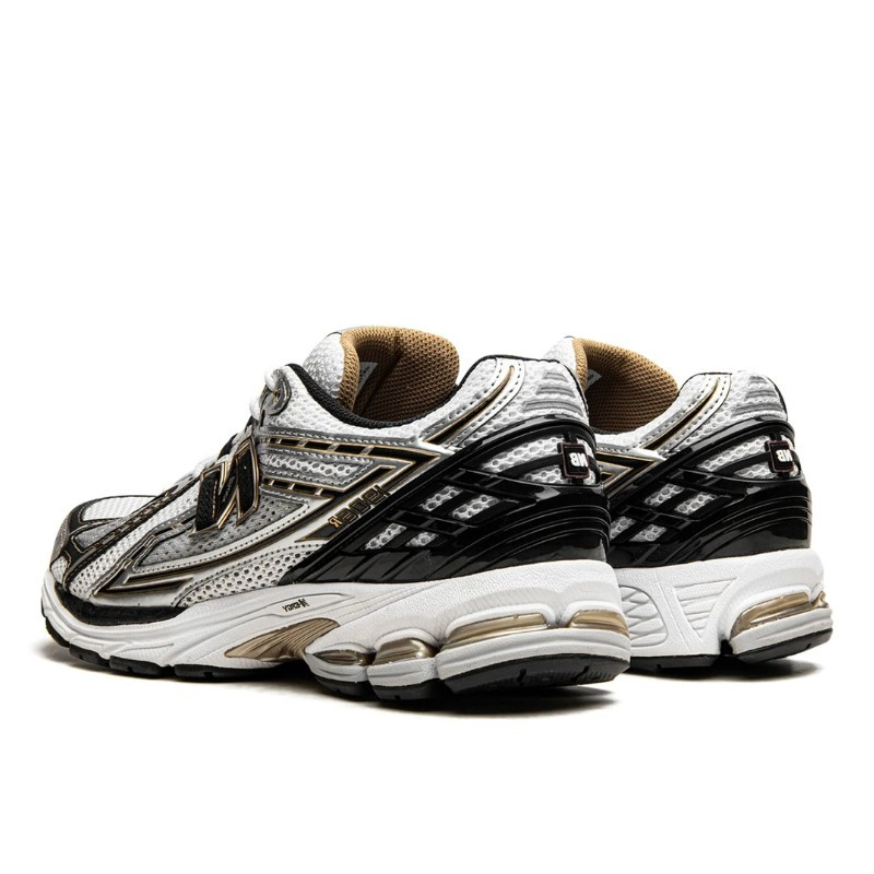 New Balance New Balance 1906R White Metallic Gold Zwart
