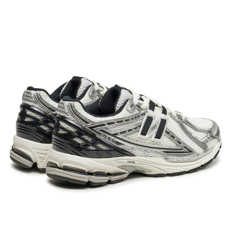 New Balance New Balance 1906R Silver Black Zwart