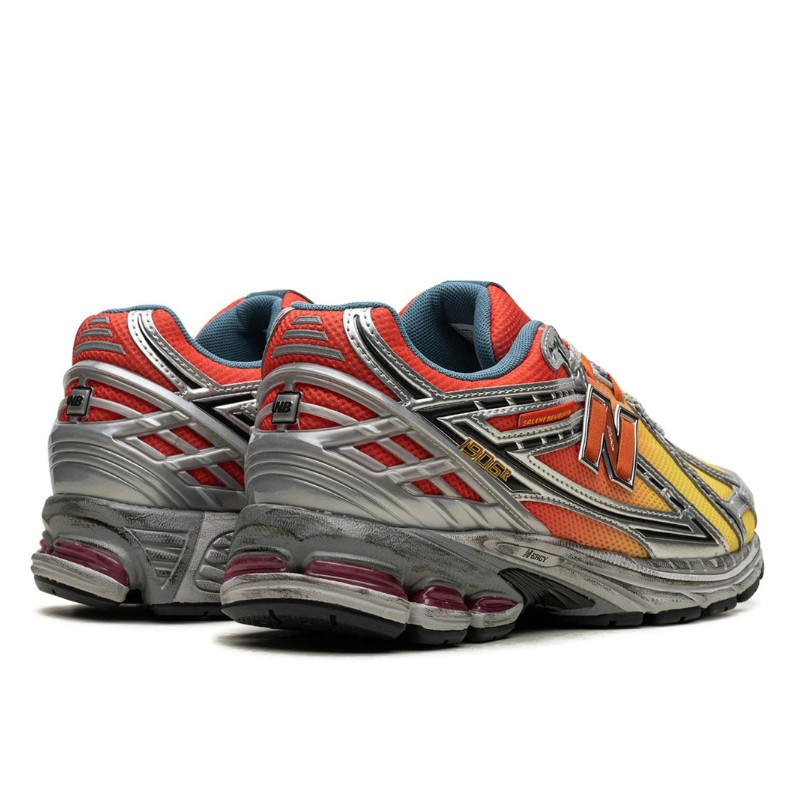 New Balance New Balance 1906R Salehe Bembury Heat Be Hot Lava Rood