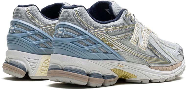 New Balance New Balance 1906R Kith White Grijs