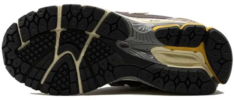 New Balance New Balance 1906R Licorice Taupe