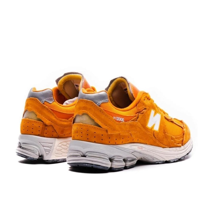 New Balance New Balance 2002R Protection Pack Vintage Orange Oranje