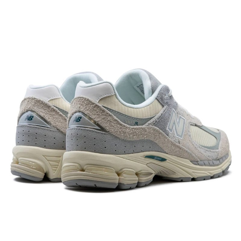 New Balance New Balance 2002R Linen Beige