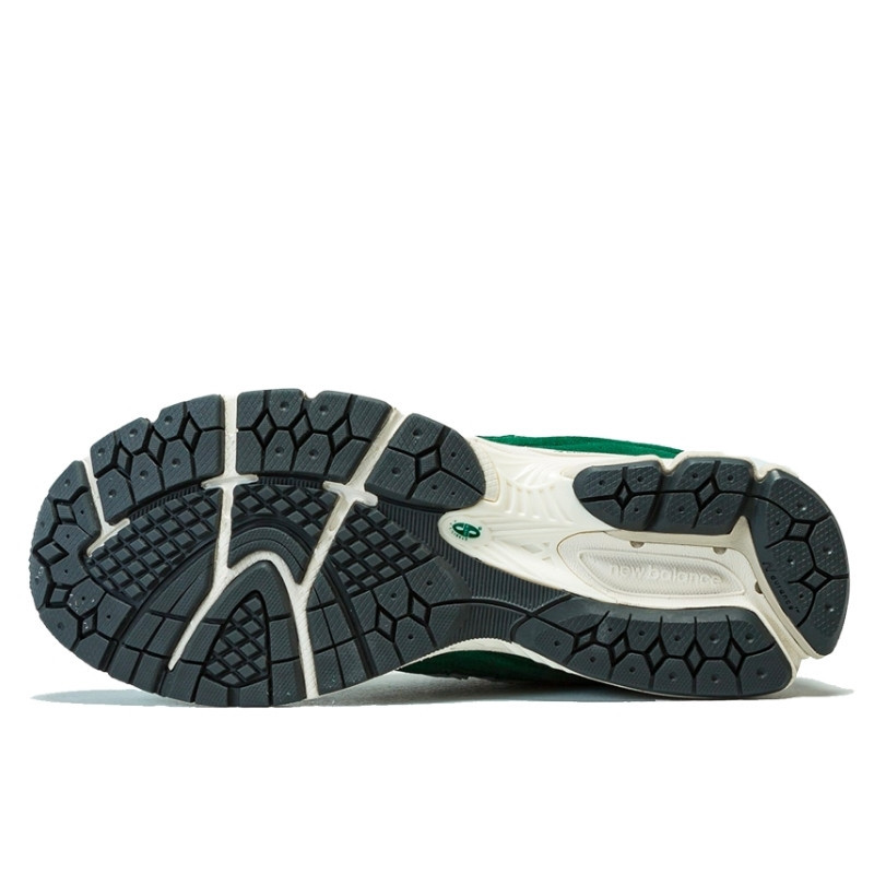 New Balance New Balance 2002R Nightwatch Green Grijs