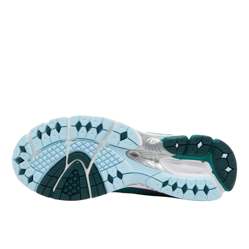 New Balance New Balance 2002R Up There Backyard Legends Paars