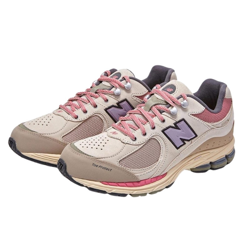 New Balance New Balance 2002R Calm Taupe Roze