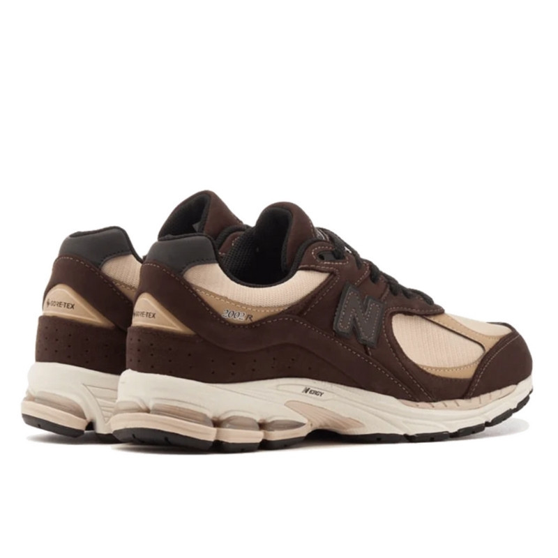 New Balance New Balance 2002R Gore-Tex Black Coffee Bruin