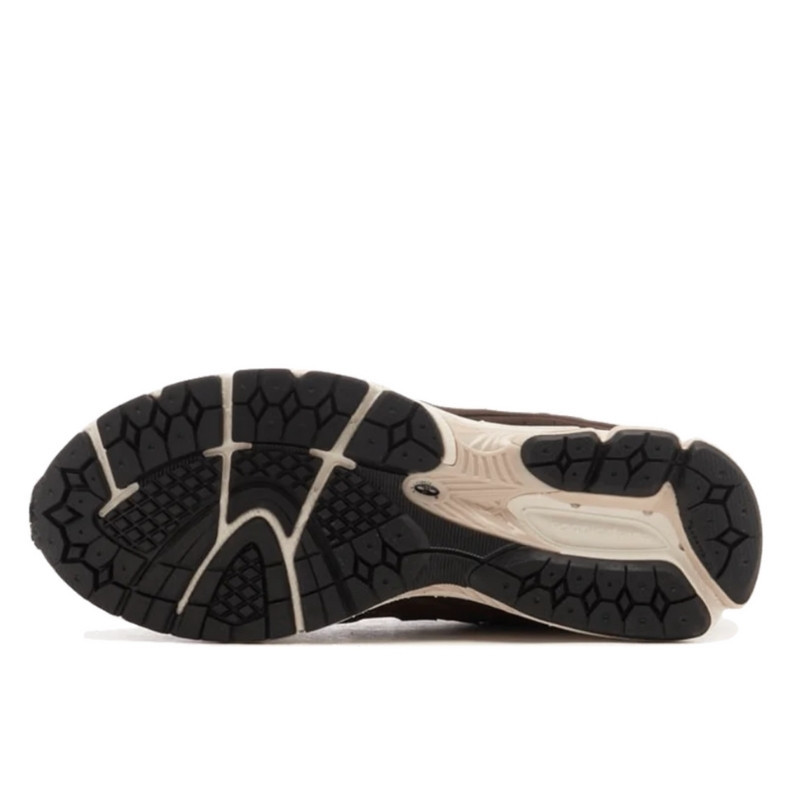 New Balance New Balance 2002R Gore-Tex Black Coffee Bruin