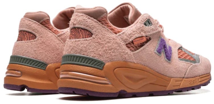 New Balance New Balance 990 V2 Salehe Bembury Sand Be The Time Roze
