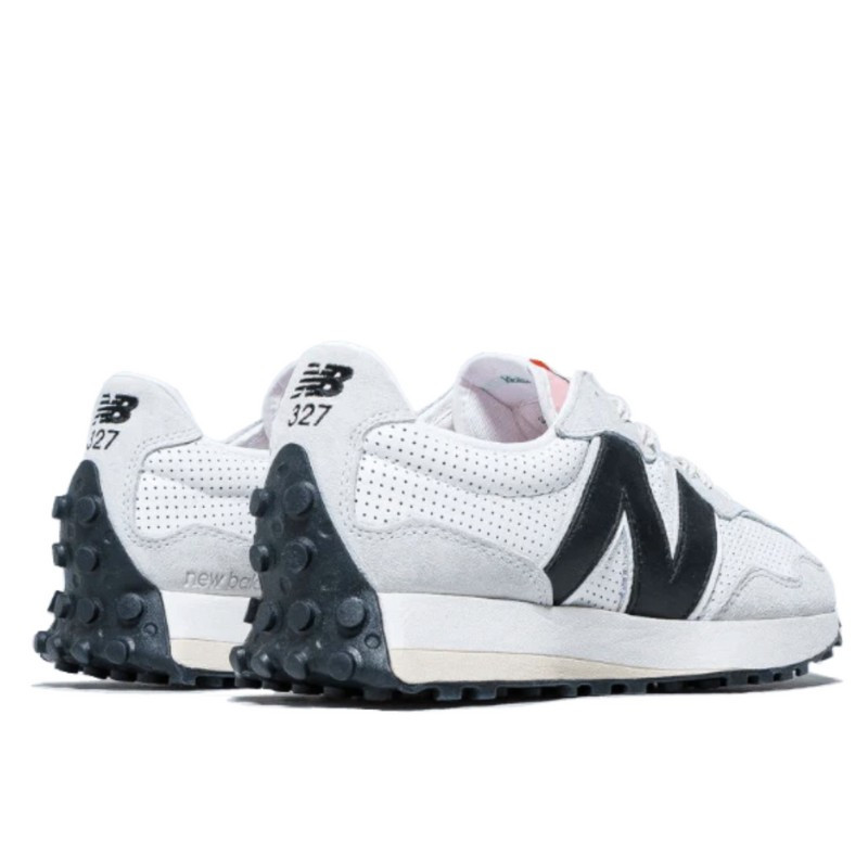 New Balance New Balance 327 Casablanca Black Pink Grijs