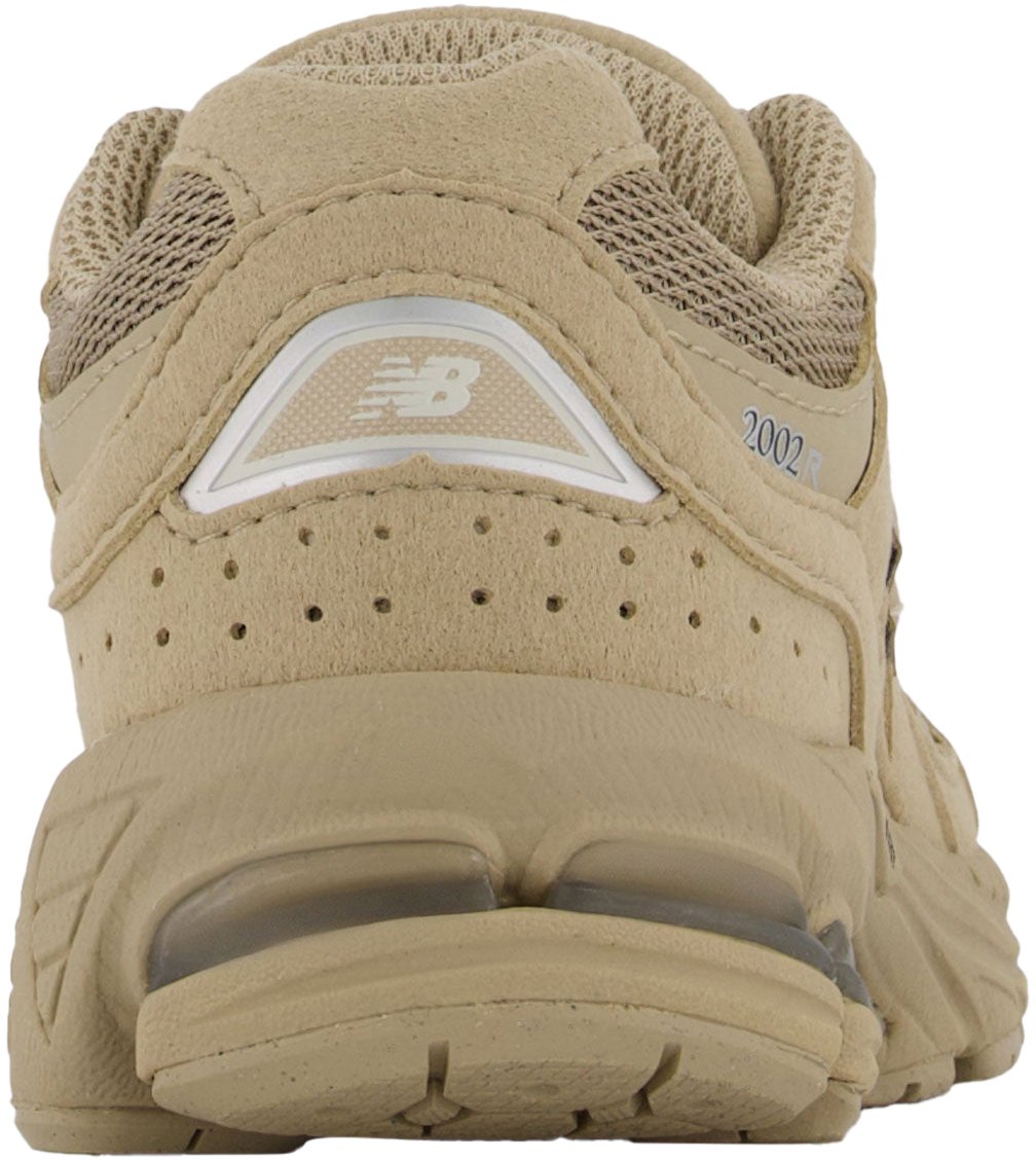 New Balance New Balance P2002 Unisex Sneakers in Beige Beige