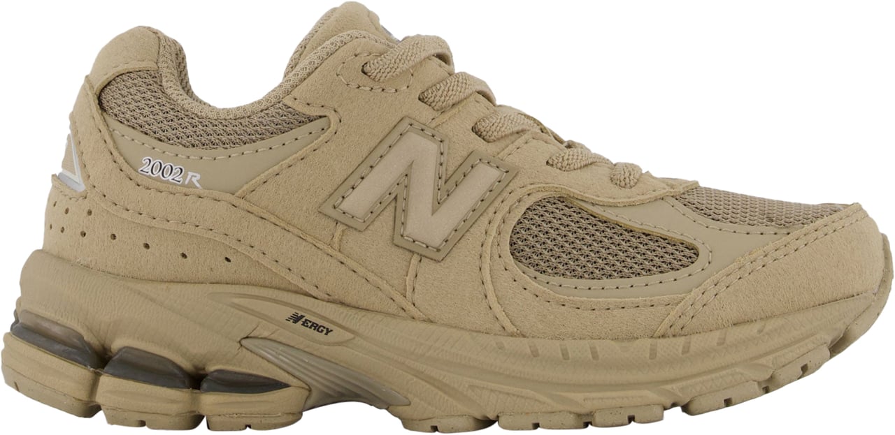 New Balance New Balance P2002 Unisex Sneakers in Beige Beige