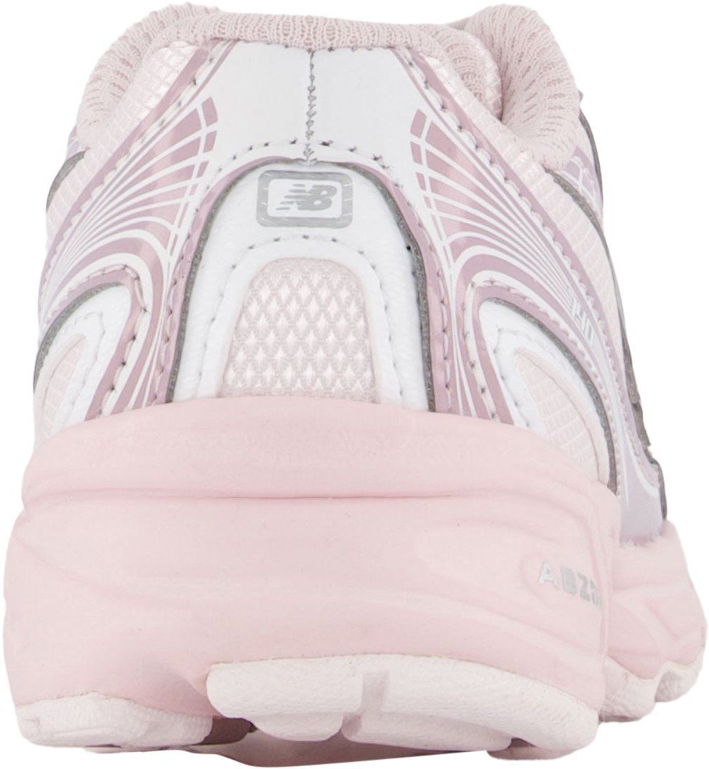 New Balance New Balance P740 Unisex Sneakers in Licht Roze Roze