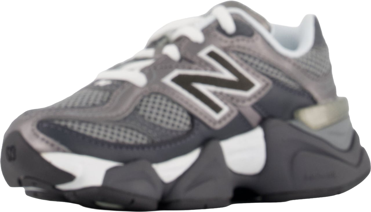 New Balance P9060 Unisex Sneakers in Donker Grijs Grijs