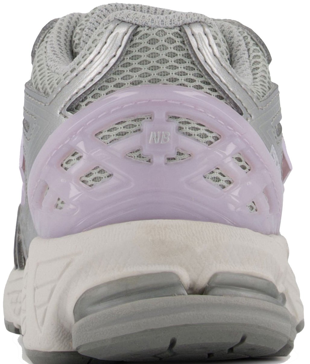 New Balance New Balance PC1906 Unisex Sneakers in Zilver Metallic