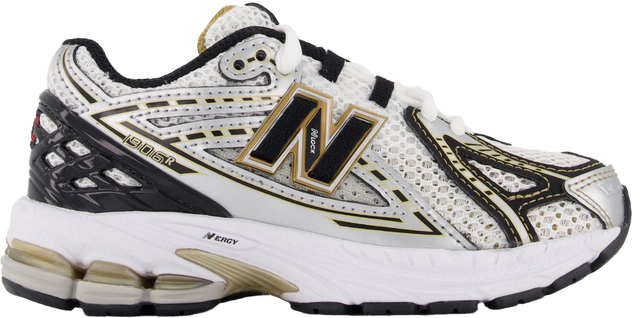 New Balance New Balance PC1906 Unisex Sneakers in Zilver Metallic