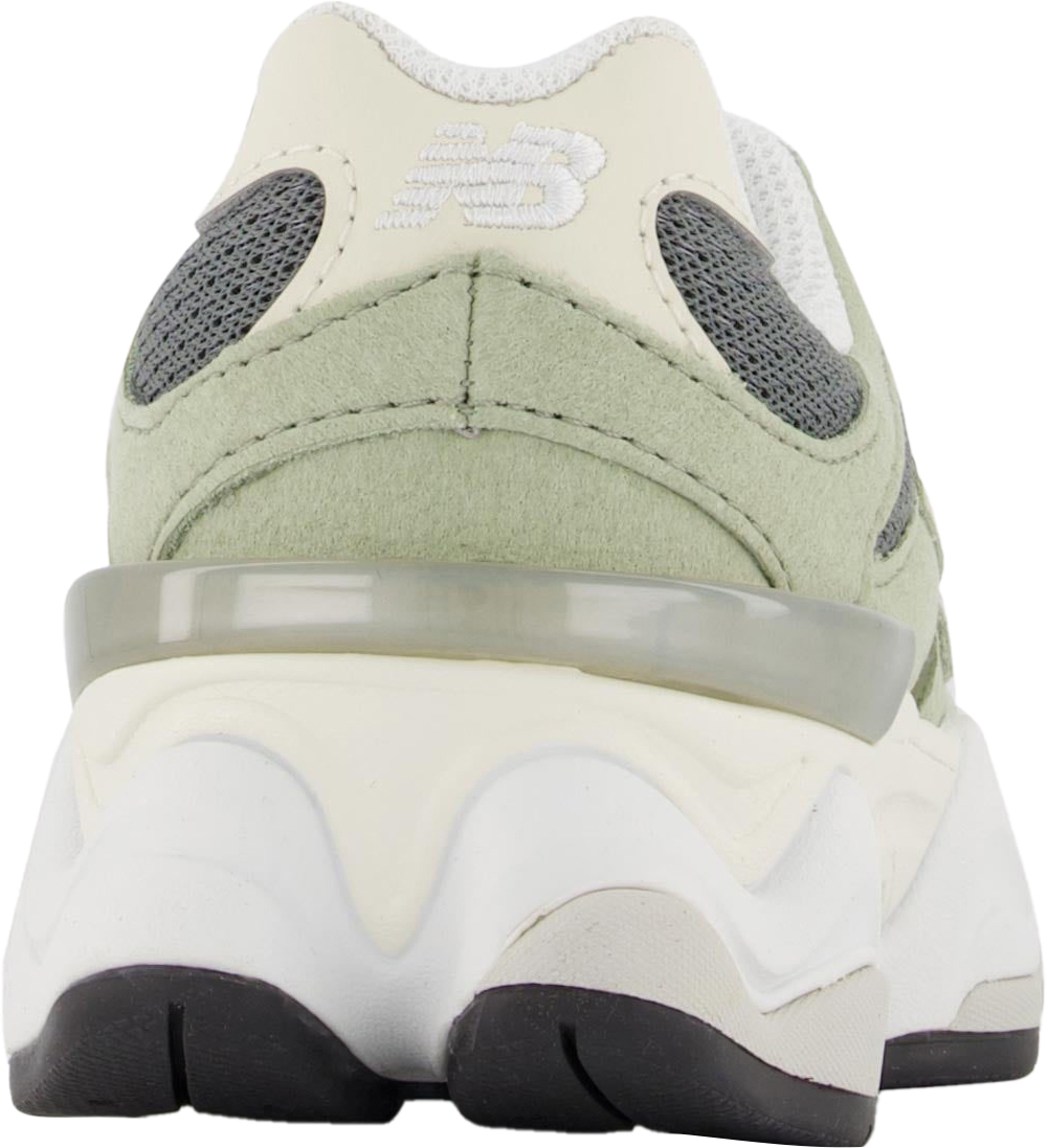 New Balance New Balance PC9060 Unisex Sneakers in Licht Groen Groen