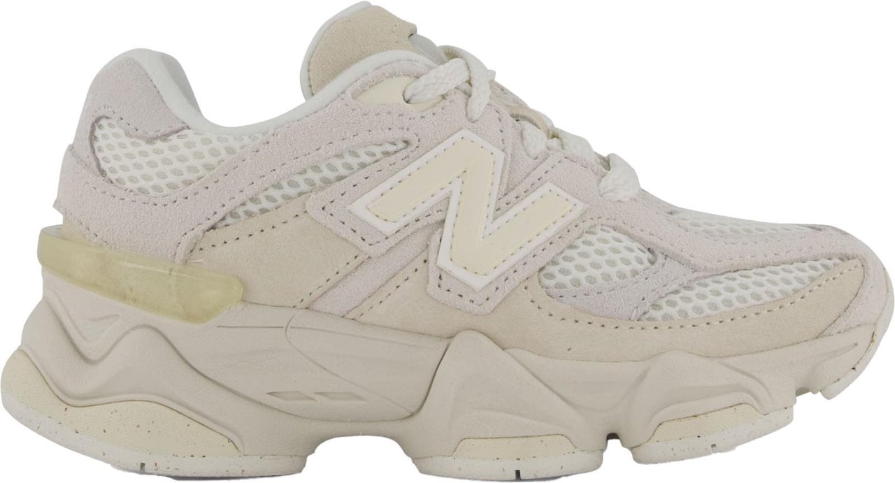 New Balance New Balance PC9060 Unisex Sneakers in Off White Wit