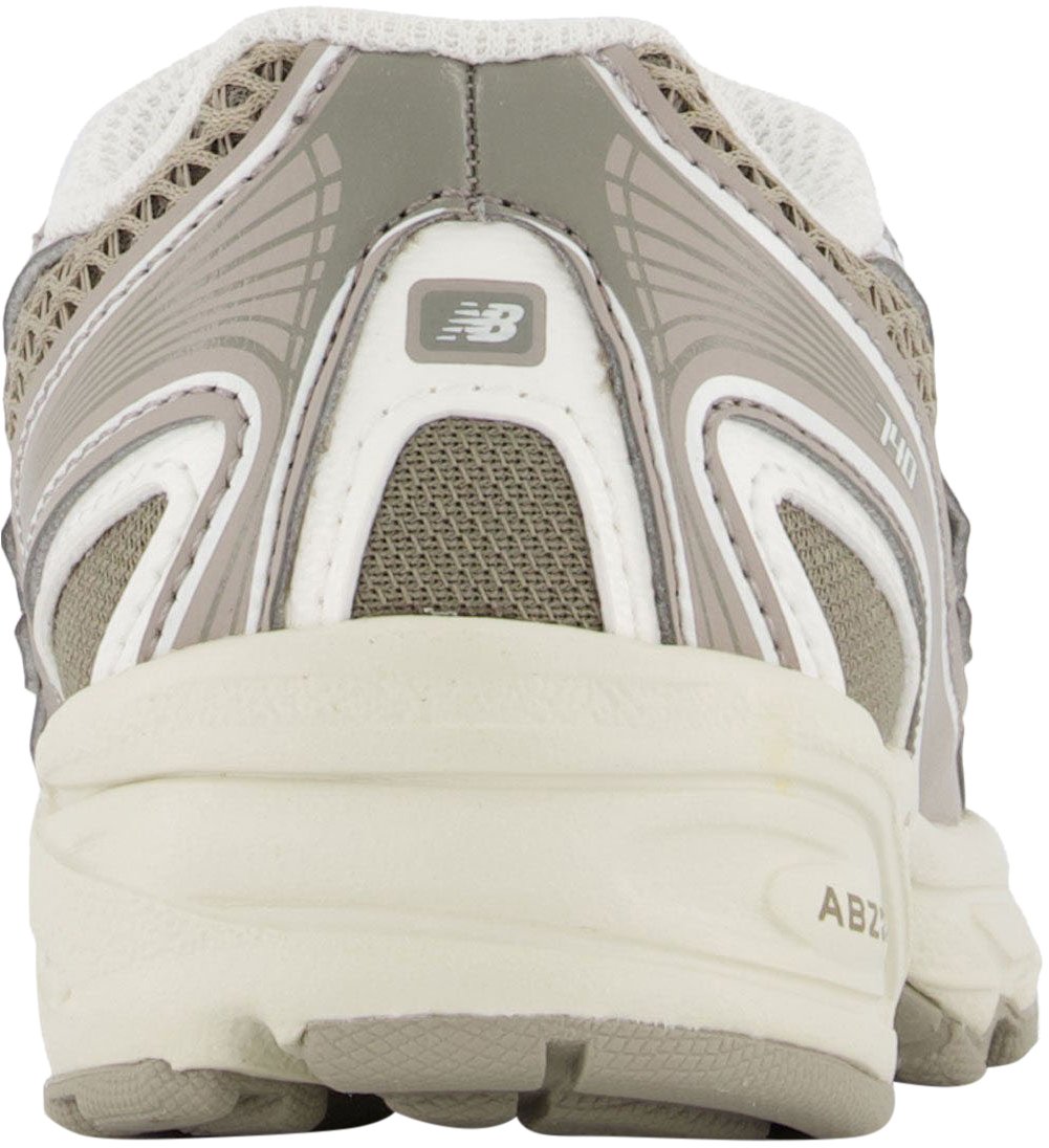 New Balance New Balance PZ740 Unisex Sneakers in Taupe Taupe