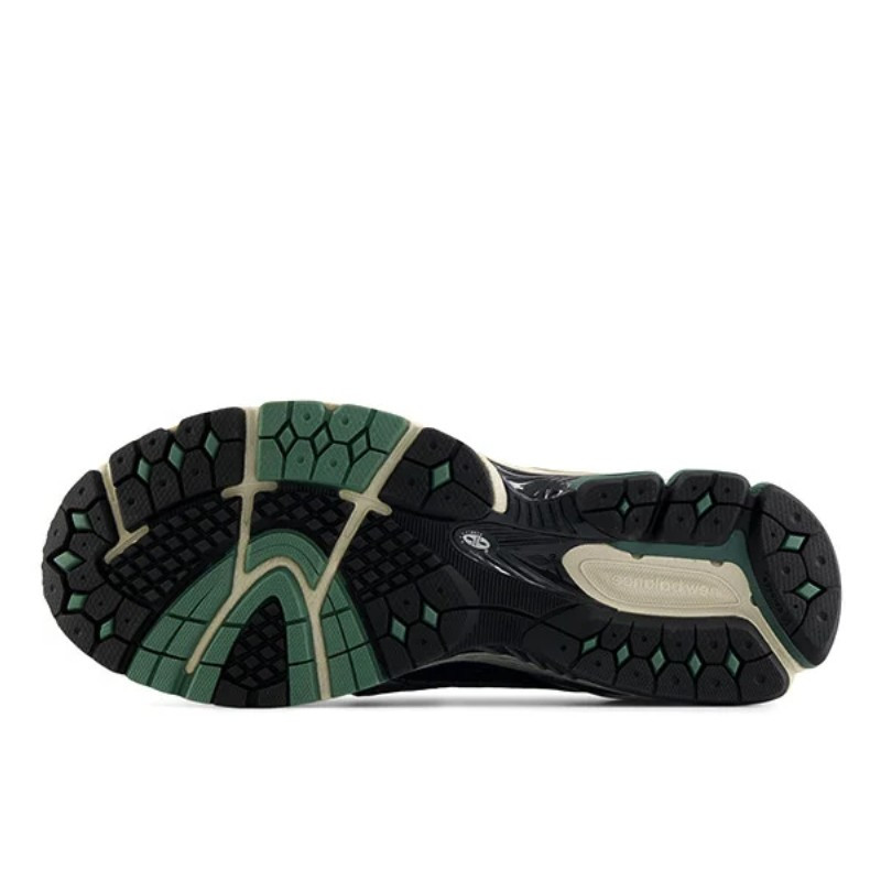 New Balance New Balance 1906L Dark Juniper Navy Zwart