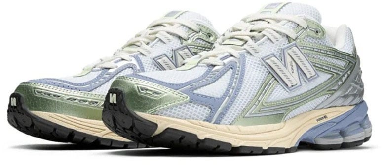 New Balance New Balance 1906R Ice Blue Melon Water Lichtblauw