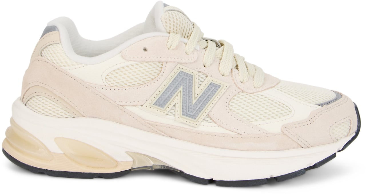 New Balance Low Sneakers 2010 in suede and mesh Beige