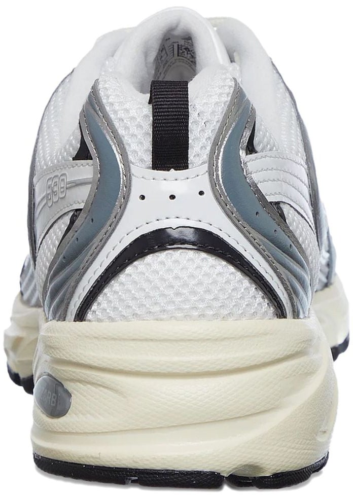 New Balance Sneakers Silver Zilver