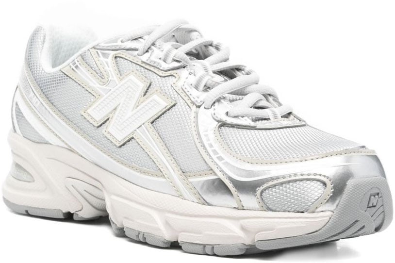 New Balance Sneakers Silver Zilver