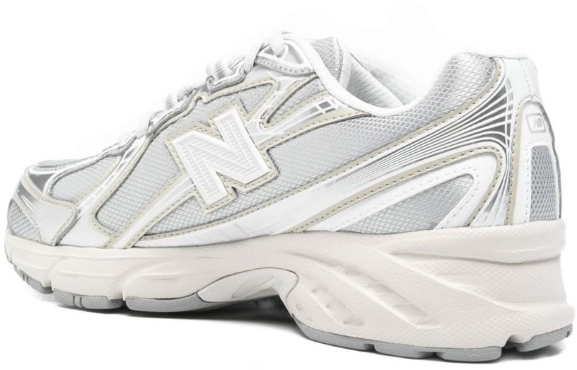 New Balance Sneakers Silver Zilver