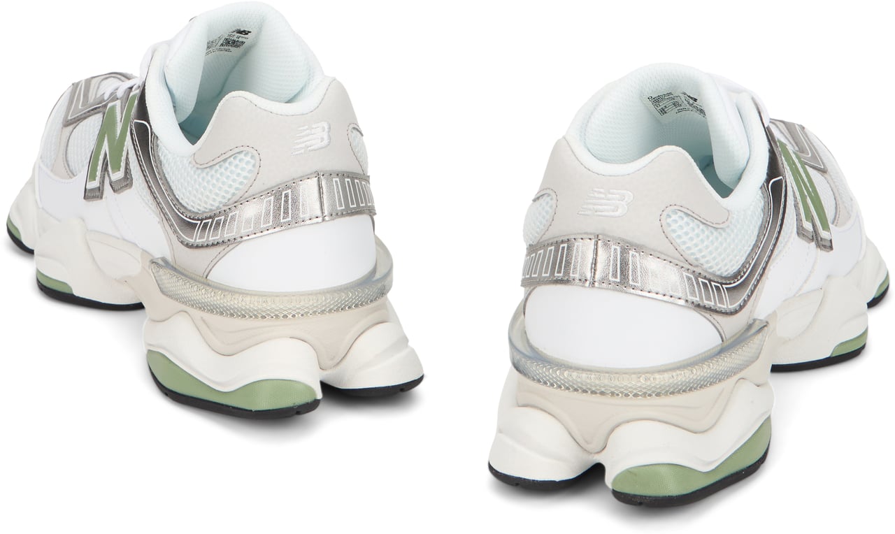 New Balance Low sneakers for men in fabric and mesh Grijs