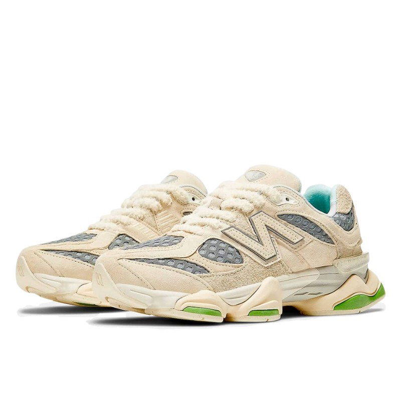 New Balance New Balance 9060 Bricks & Wood Beige