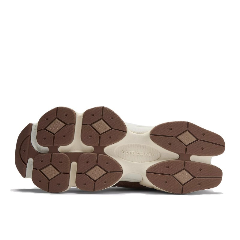 New Balance New Balance 9060 Rich Oak Bruin