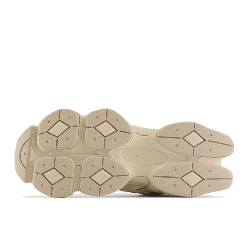 New Balance New Balance 9060 Turtledove Black Silver Metallic Beige